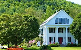 Four Columns Inn Newfane Exterior photo