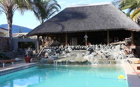 Aan Die Oewer Guesthouse Graaff-Reinet Exterior photo