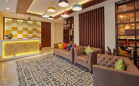 Regenta Inn Indiranagar By Royal Orchid Hotels Bengaluru Exterior photo
