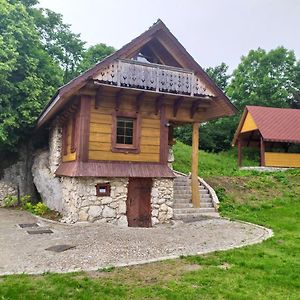 Willa Domek w skale Kroczyce Exterior photo