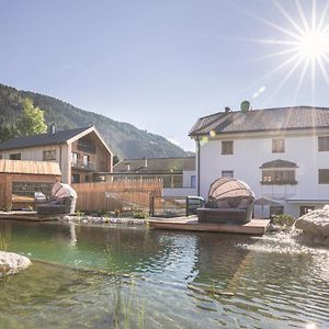 Hotel Weiler - Aktiv & Tradition Obertilliach Exterior photo