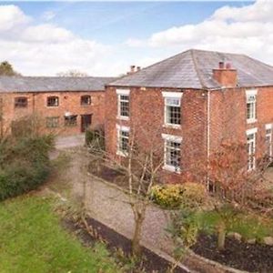 Bed and Breakfast Hopley House Middlewich Exterior photo