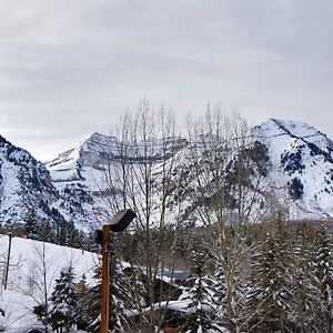 Willa Log Cabin On The Stream Sundance, Utah Exterior photo