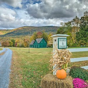 Apartament Luxe Green Barn Near Skiing With Mt Equinox Views! Manchester Center Exterior photo