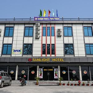 New sunlight Hotel Kerwani Exterior photo