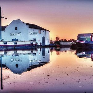 Hotel The Wharf Stourport Exterior photo