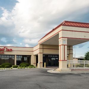 Red Roof Inn & Suites Wytheville Exterior photo