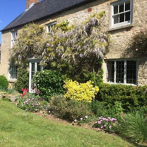 Bed and Breakfast Mill Farm Milton Keynes Exterior photo