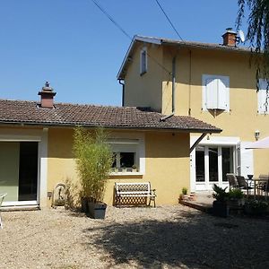 Bed and Breakfast Entre Lyon Et Beaujolais Chatillon  Exterior photo