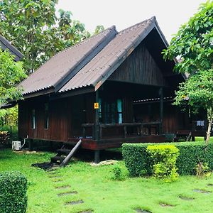 Hotel Baan Maikhiangphu Wang Nam Khiao Nakhonratchasima Exterior photo