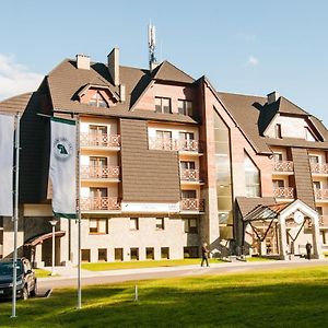 Hotel Centrum Promocji Leśnictwa w Mucznem Lutowiska Exterior photo