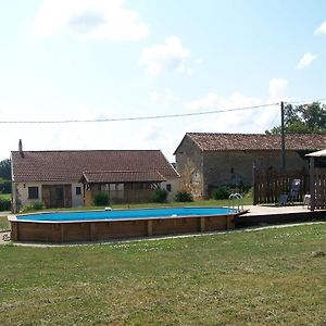 Bed and Breakfast Les Hiboux Chambre D'Hotes L'Isle-Jourdain  Exterior photo