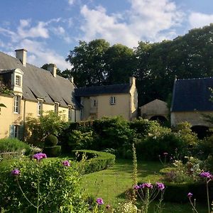 Bed and Breakfast De Ma Fenetre Saint-Martin-des-Entrées Exterior photo