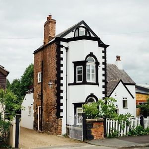 Apartament Langs Hall Leyland Exterior photo