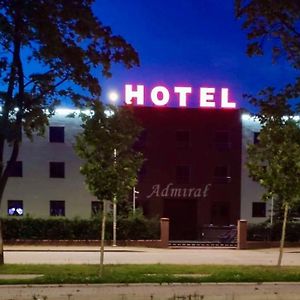 Hotel i Restauracja Admirał Legnica Exterior photo