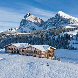 Brunelle Seiser Alm Lodge Exterior photo