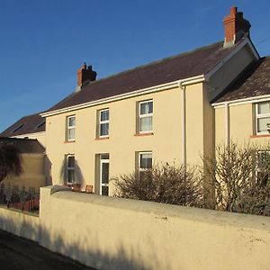 Bed and Breakfast Little Hilton Farm Haverfordwest Exterior photo