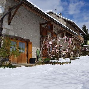 Willa Gite "La 5Eme Saison" Attignat-Oncin Exterior photo