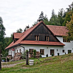 Hotel Pension Jizdarna Morawka Exterior photo