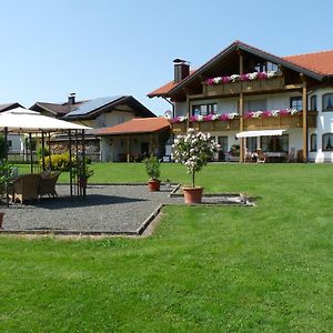 Hotel Gastehaus "Zur Schmiede" Wertach Exterior photo