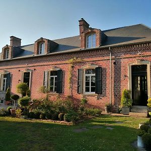 Bed and Breakfast Laclos Des Champs Vadencourt  Exterior photo