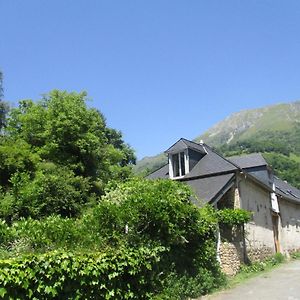 Hotel Gite Montagne Et Vie Bedous Exterior photo