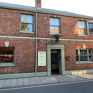 Oakham Hotel Exterior photo