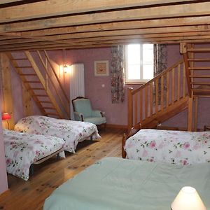 Bed and Breakfast Comme Un Coq En Pate Bourg-le-Comte Exterior photo