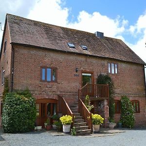 The Chaff House - Farm Stay Apartment Set Within 135 Acres Bromyard Exterior photo