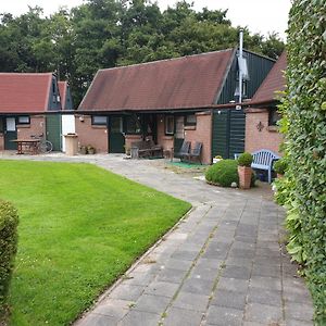 Willa Uniek Vakantiehuisje In Rustige En Groene Omgeving Nieuwe-Niedorp Exterior photo