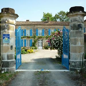 Bed and Breakfast Le Logis De Faugerit Frontenay-Rohan-Rohan Exterior photo