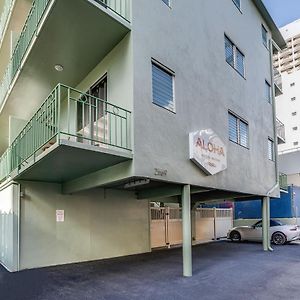 Aloha Suites Waikiki Honolulu Exterior photo