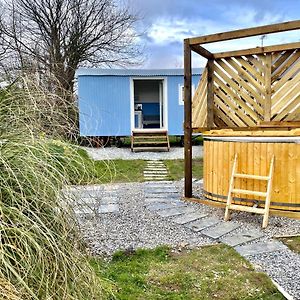 Apartament Apple Tree Hut Tenby Exterior photo