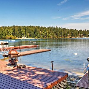 Willa Newport Cabin With Lakefront Private Porch And Grill! Exterior photo