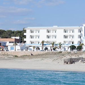 Sud Beach Hotel Fronte Mare By Ria Hotels Marina Di Pulsano Exterior photo