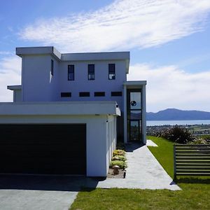 Bed and Breakfast White House Paraparaumu Exterior photo