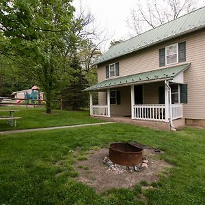 Hotel Spring Gulch Country House 9 Mount Airy Exterior photo