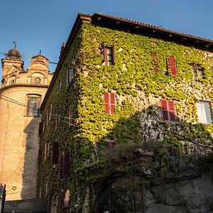 Bed and Breakfast L'Aromatario Neive Exterior photo