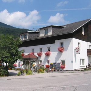 Apartament Gaestehaus Duernberger - Klein, Aber Fein - Gemuetliche Zimmer In Ruhiger, Idyllischer Lage Molln Exterior photo