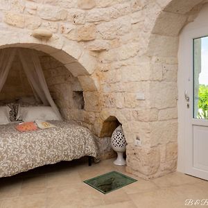 Bed and Breakfast Il Mandorlo Poeta Ostuni Exterior photo