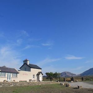 Willa Cashelnagor Railway Station Gortahork Exterior photo