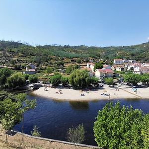 Bed and Breakfast Lucasa Portugal Sao Sebastiao da Feira Exterior photo