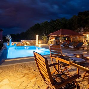 Luxury Villa Allen With Heated Pool Klimno Room photo
