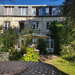 Hotel Manoir Du Tertre Au Coeur De La Foret De Broceliande Paimpont Exterior photo