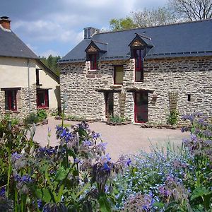 Willa Gite Le Logis De L'Etang De L'Aune Iffendic Exterior photo