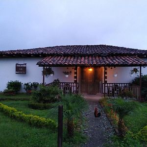 Willa Hacienda Cafetera La Gaviota Chinchiná Exterior photo