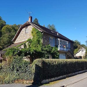 Bed and Breakfast Les Charrons Segur-le-Chateau Exterior photo