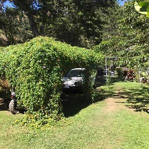 Willa Navarro Mountain Cartago Exterior photo