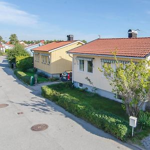 Tallkrogen Romantic House - Upper Or Lower Apartment Sztokholm Exterior photo