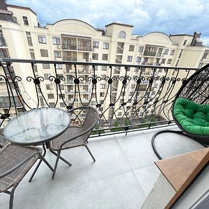 Luxury Emerald Apartments Irpień Exterior photo